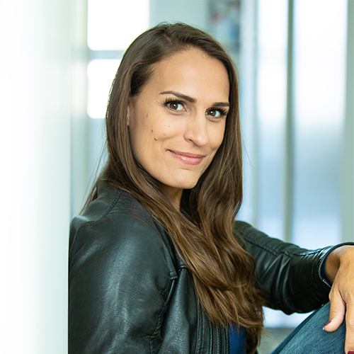 A portrait of the author Emily Bleeker